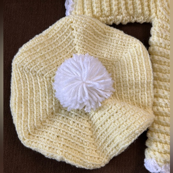 Hand Crafted Crocheted Baby Jacket Hat and Booties - Picture 3 of 3